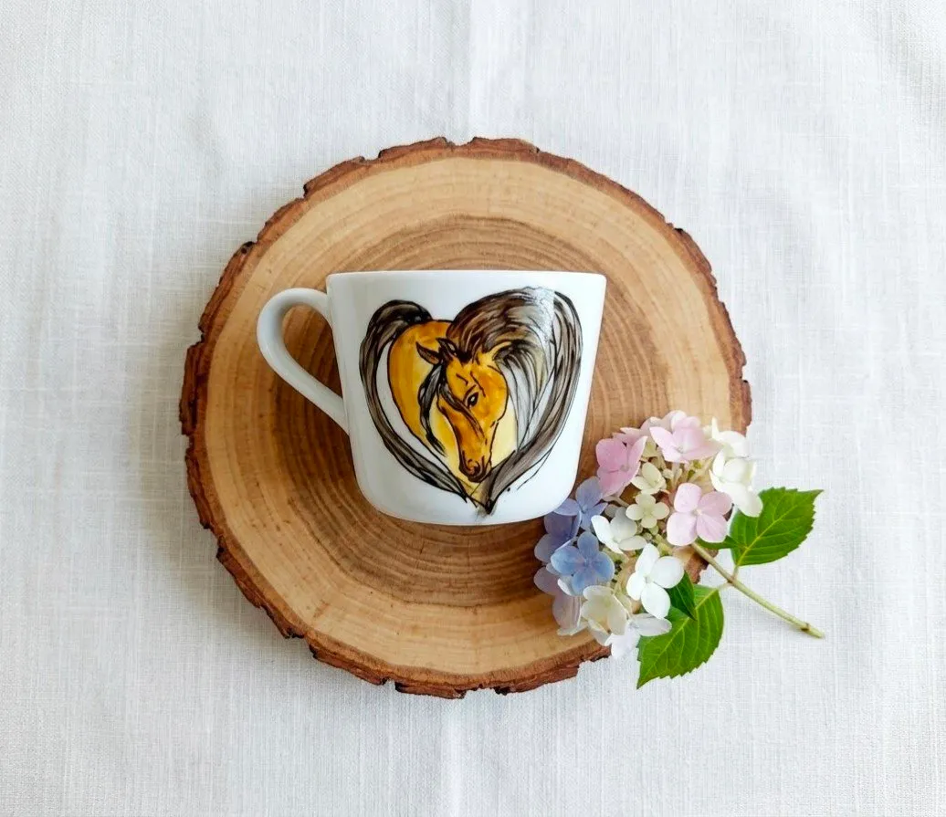 Konik w sercu — rękodzieło: porcelana